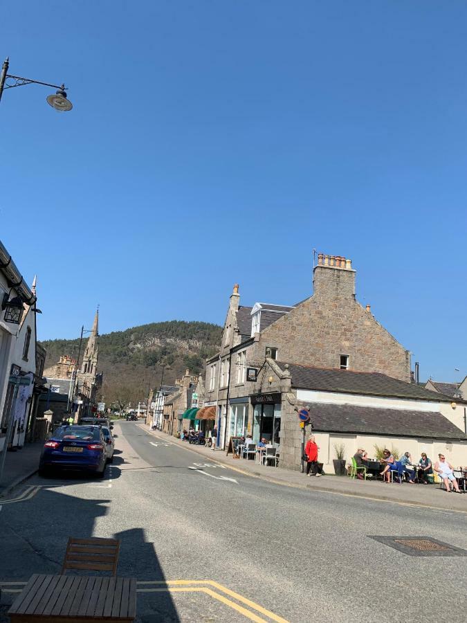 Alexandra Hotel Ballater Dış mekan fotoğraf